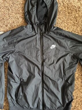 Nike Hooded Windbreaker Jacket